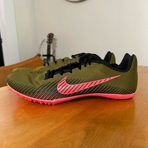 NWOT Nike size 13 track cleats no pegs